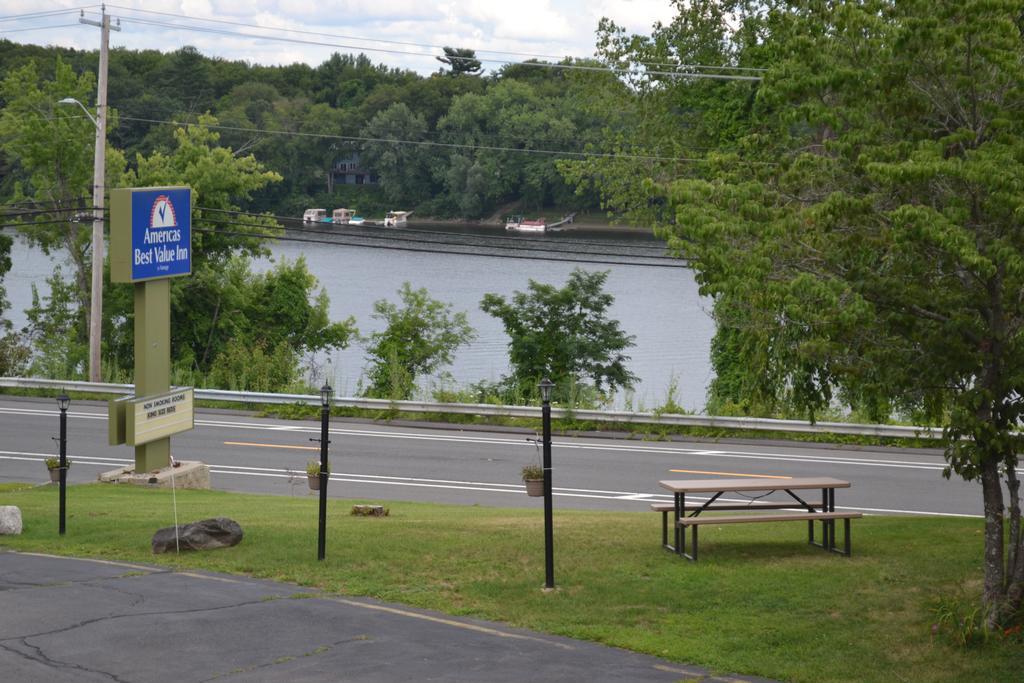 Mount Holyoke Inn Exteriér fotografie